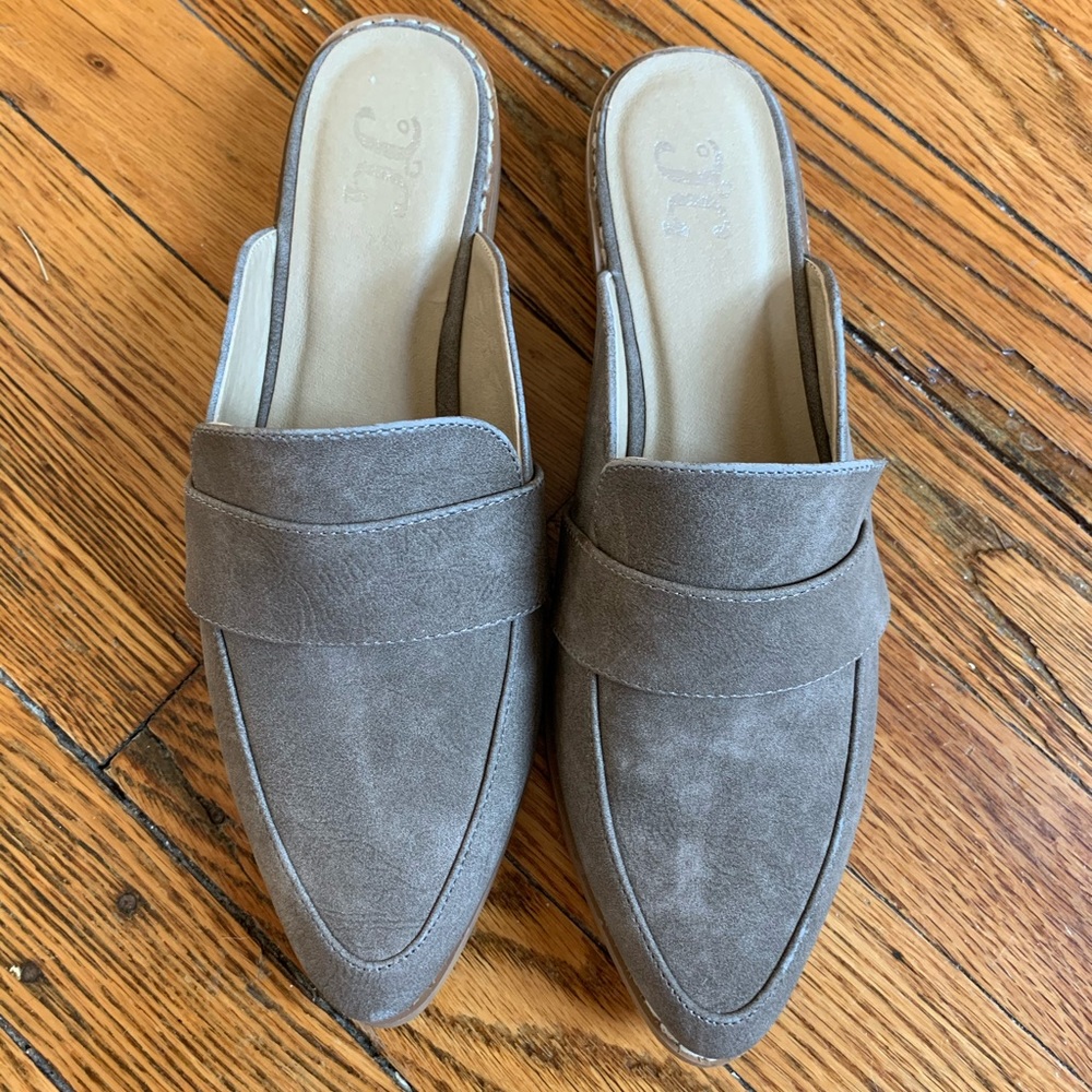 JG Tan Mules